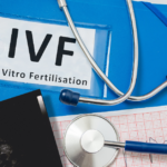 Какво е Ин Витро Фертилизация (IVF)? Процедура, Успеваемост и Рискове